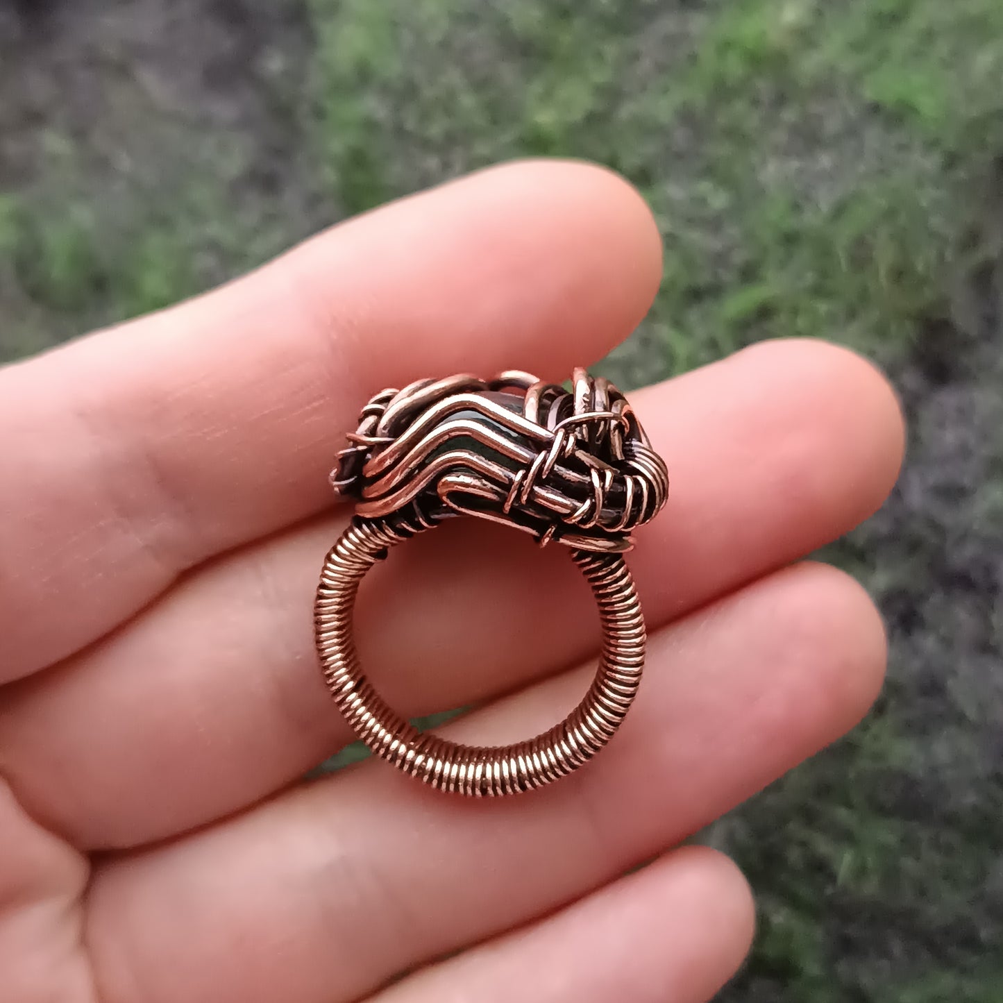 Size 6 Blue labradorite copper ring