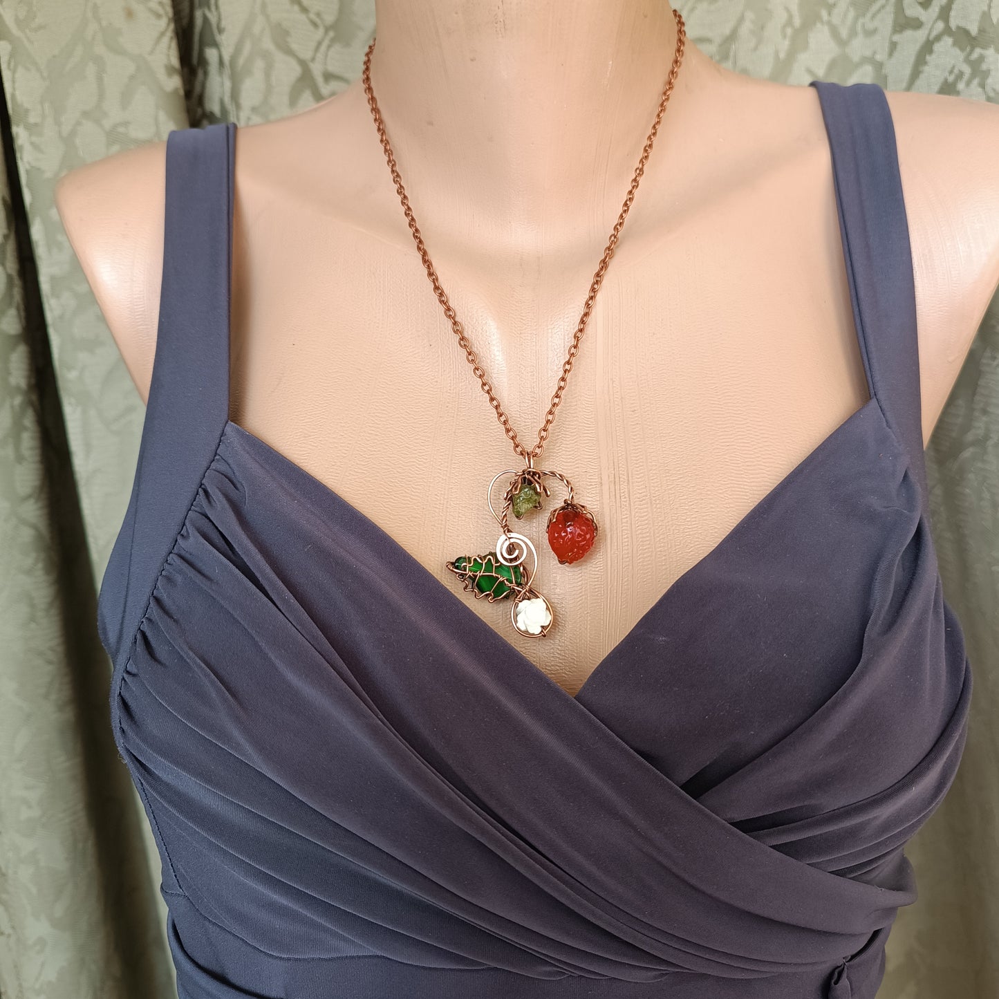 Strawberry SET (earrings+necklace)