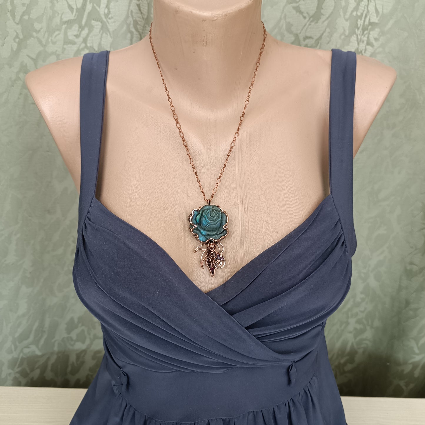 Empress rose pendant