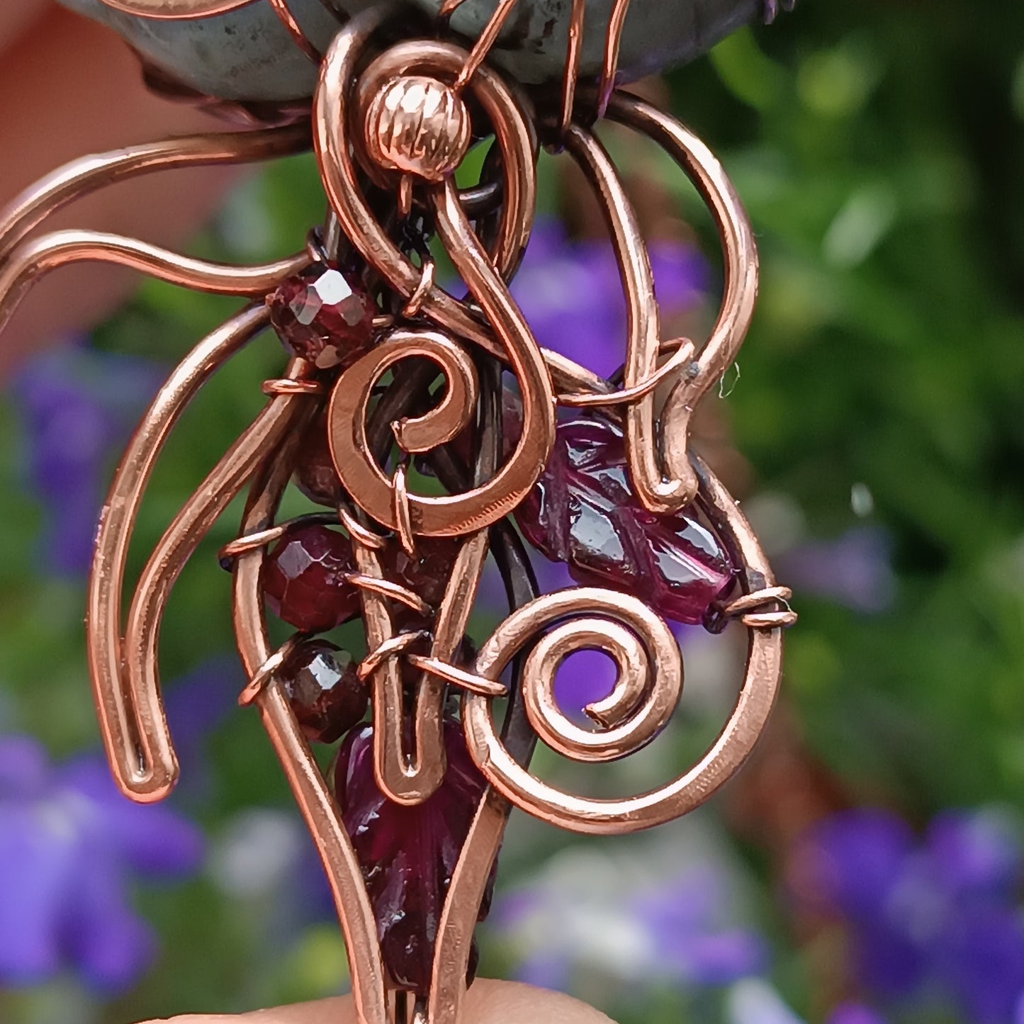 Empress rose pendant
