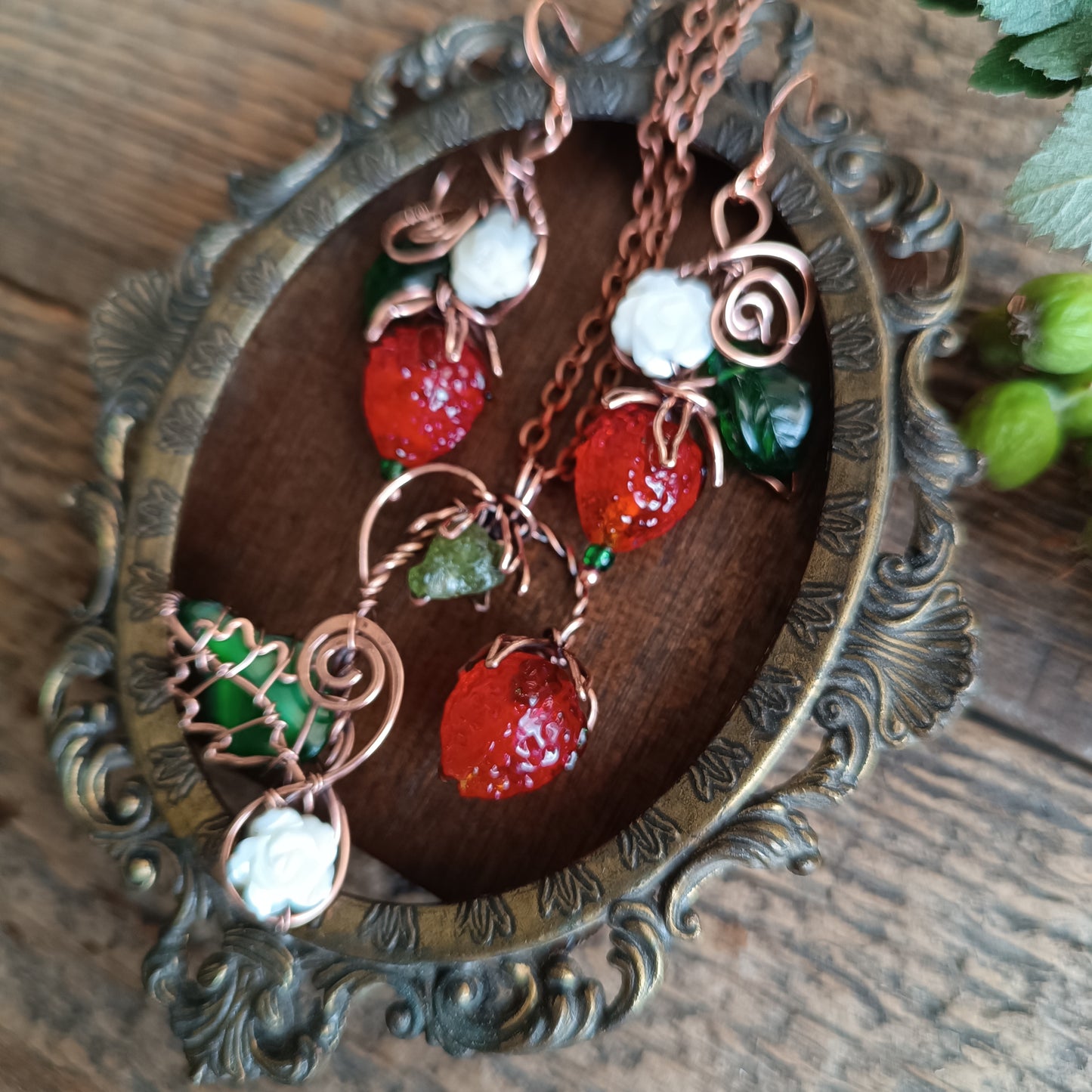 Strawberry SET (earrings+necklace)