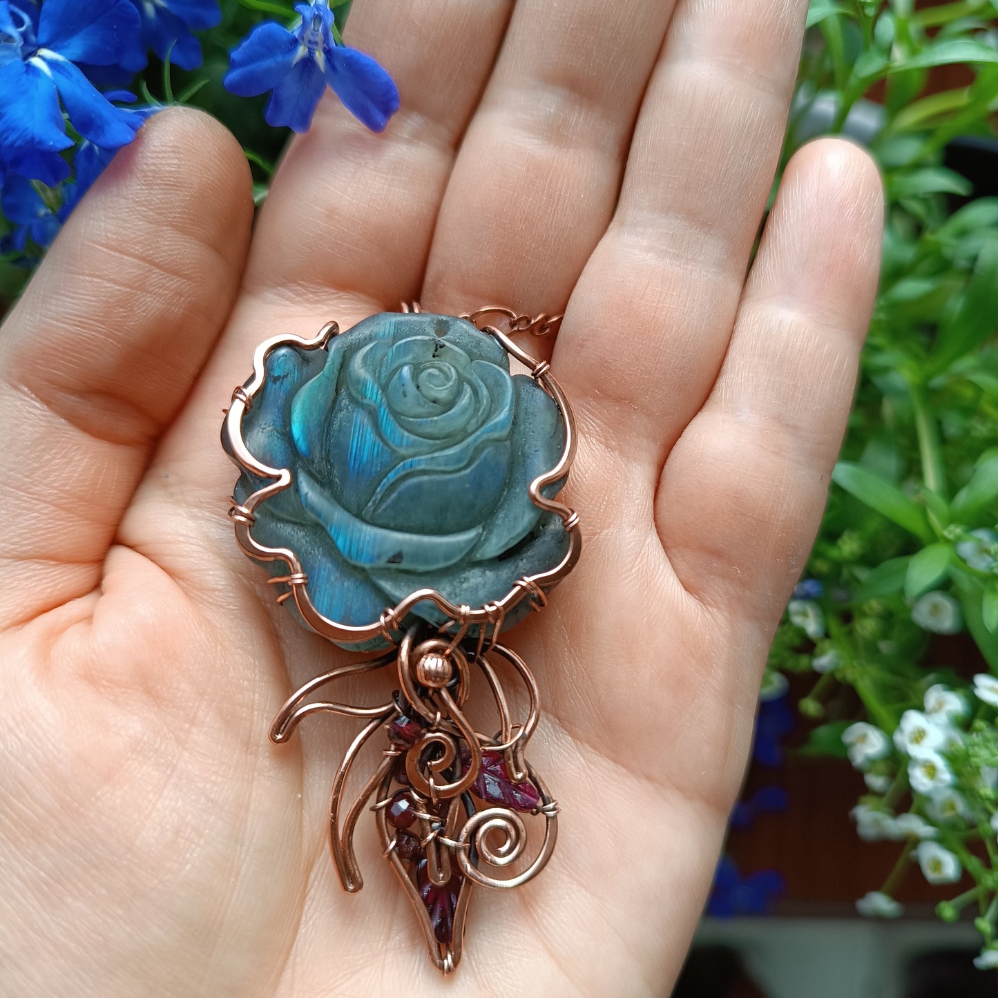 Empress rose pendant