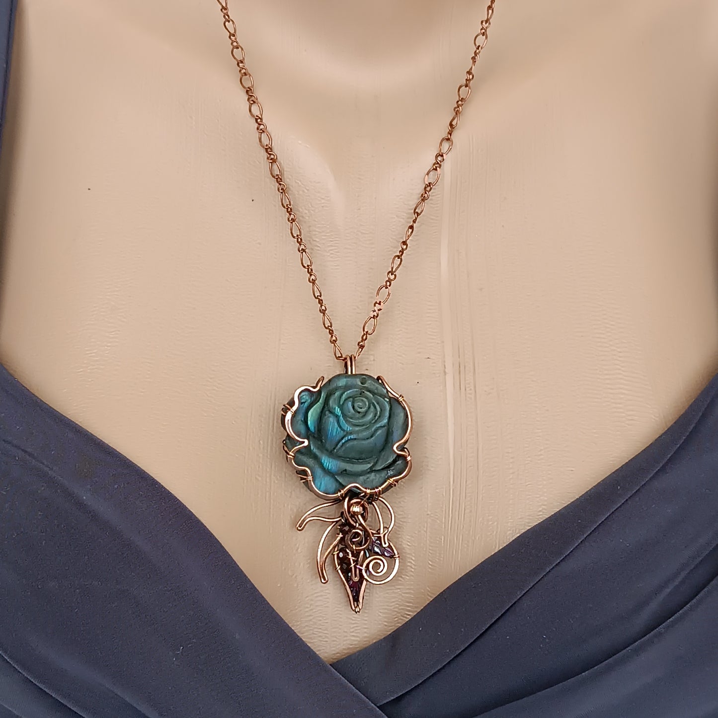 Empress rose pendant