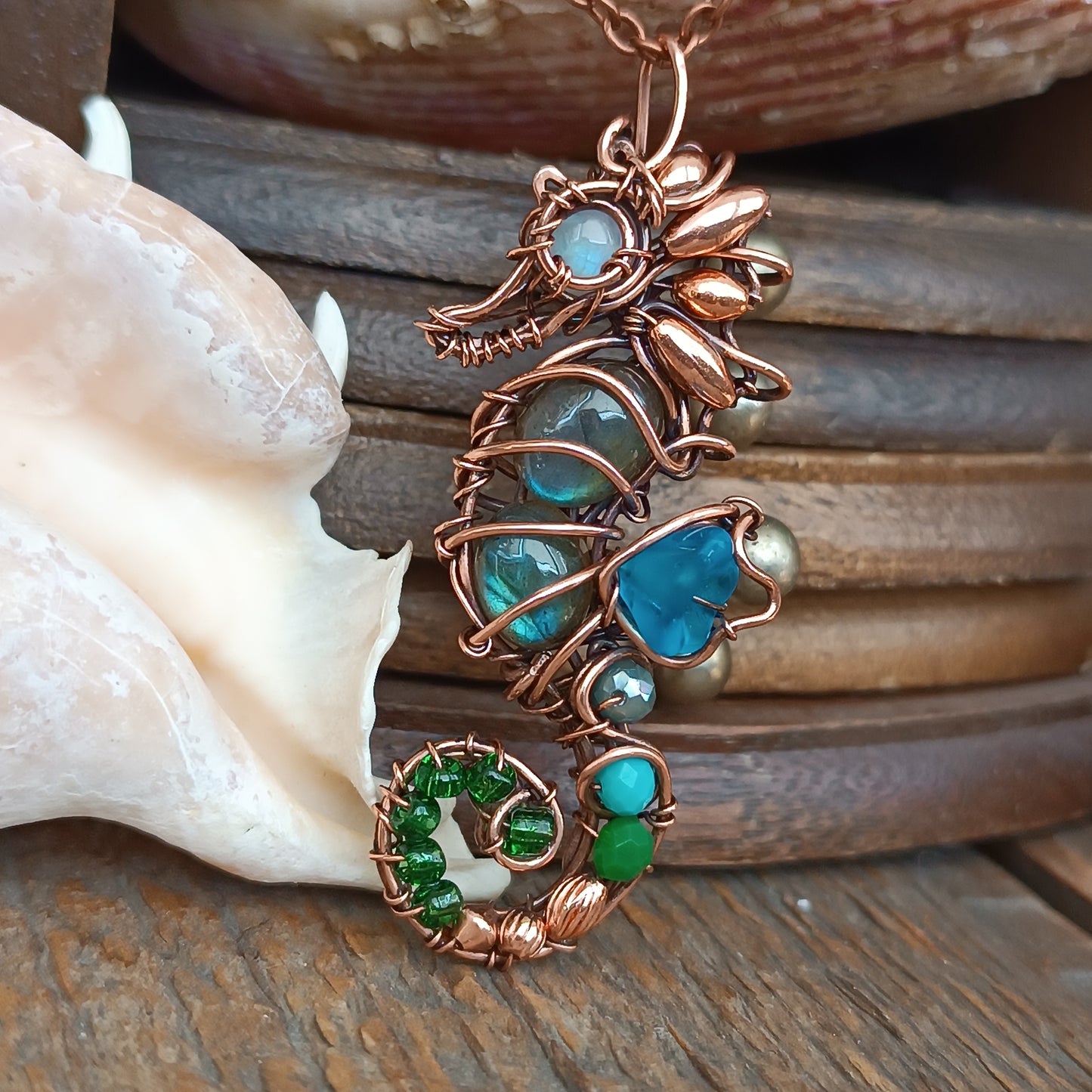 Seahorse pendant