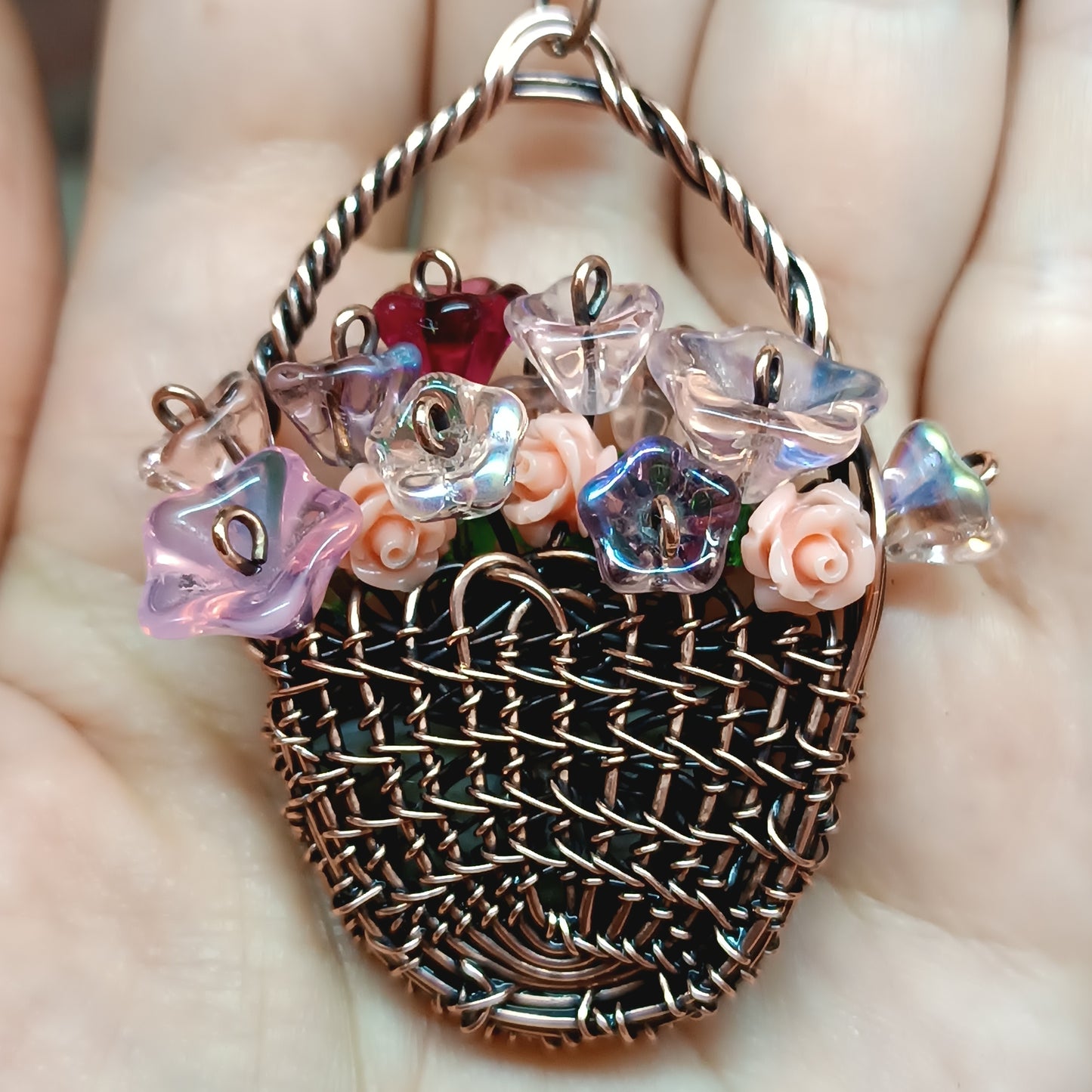Flower basket pendant