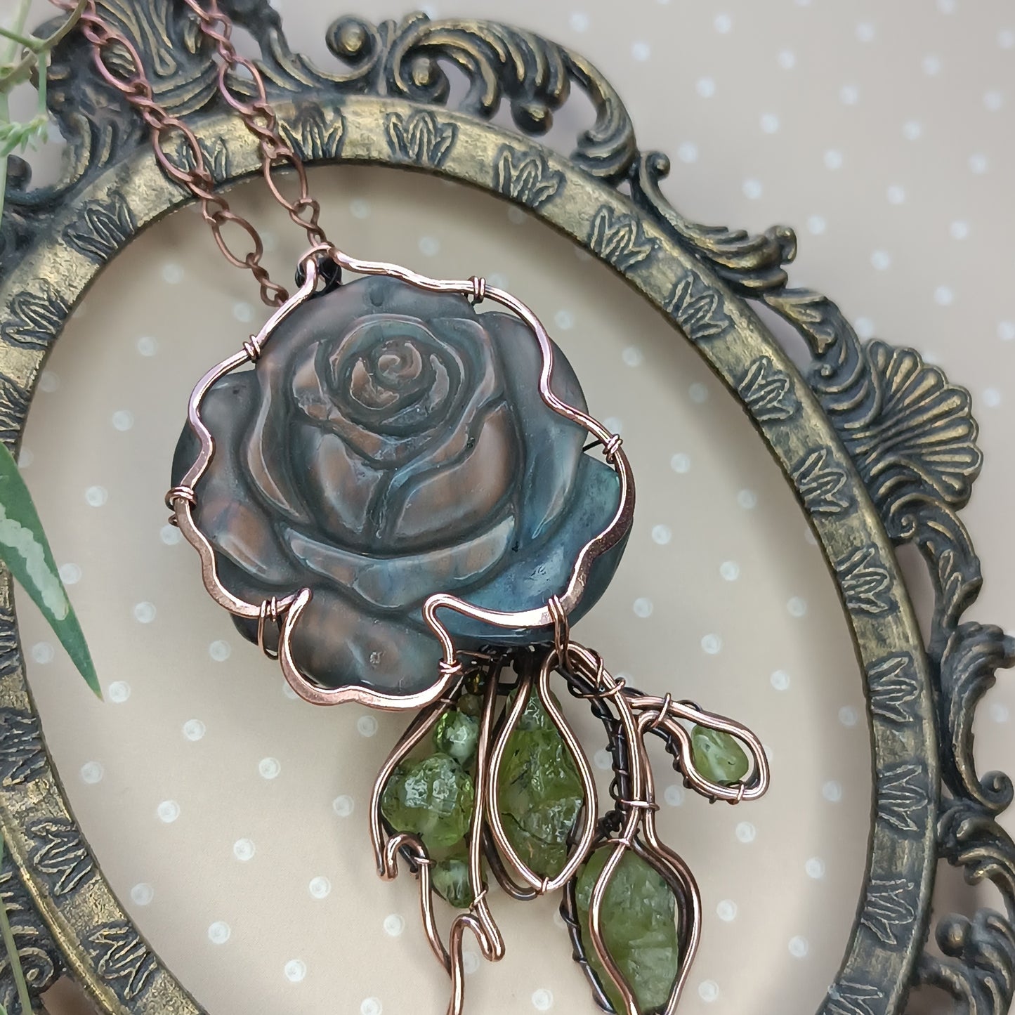 Sunset rose necklace