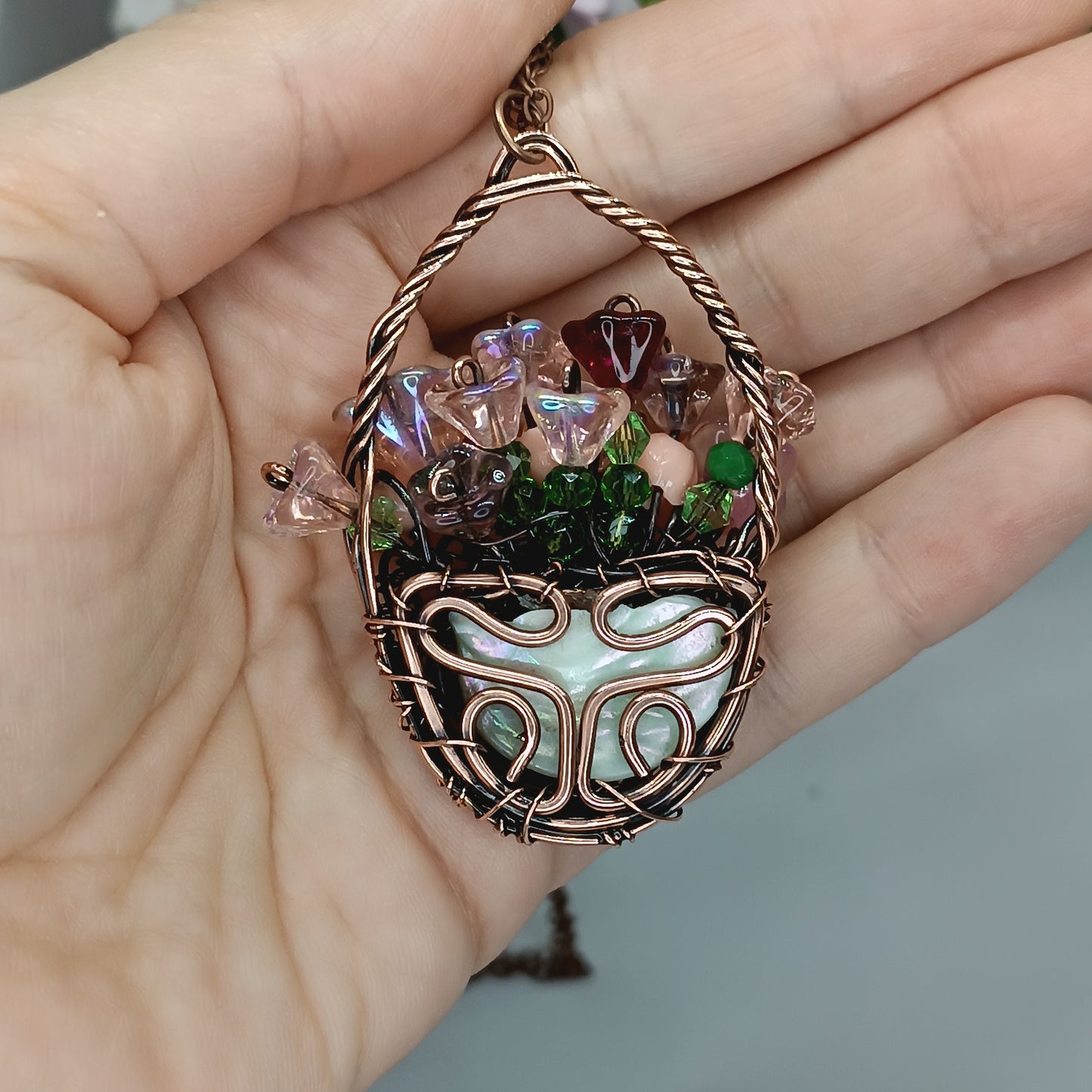 Flower basket pendant