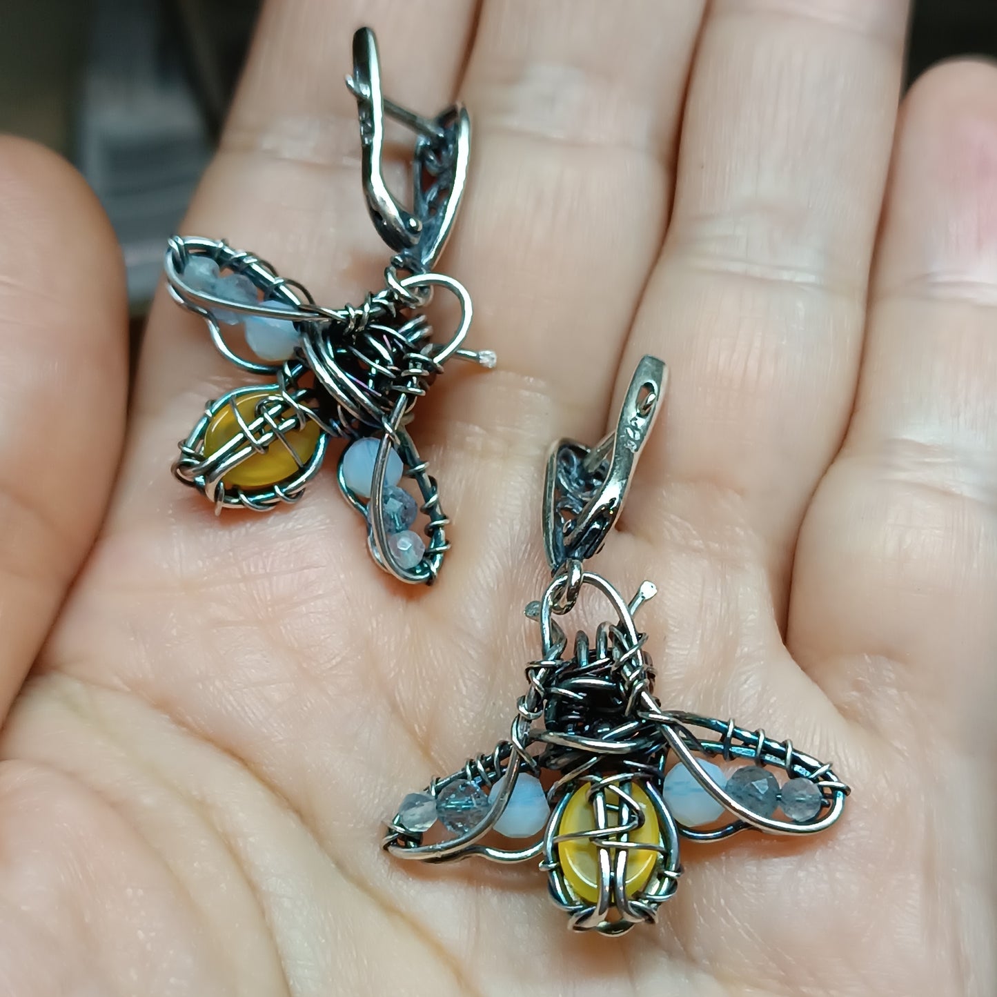 Silver bee earrings