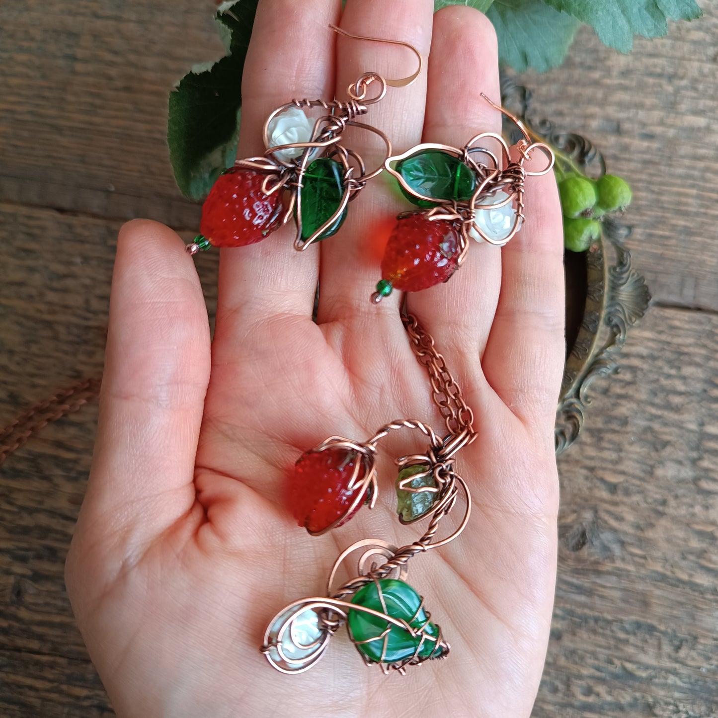Strawberry SET (earrings+necklace)