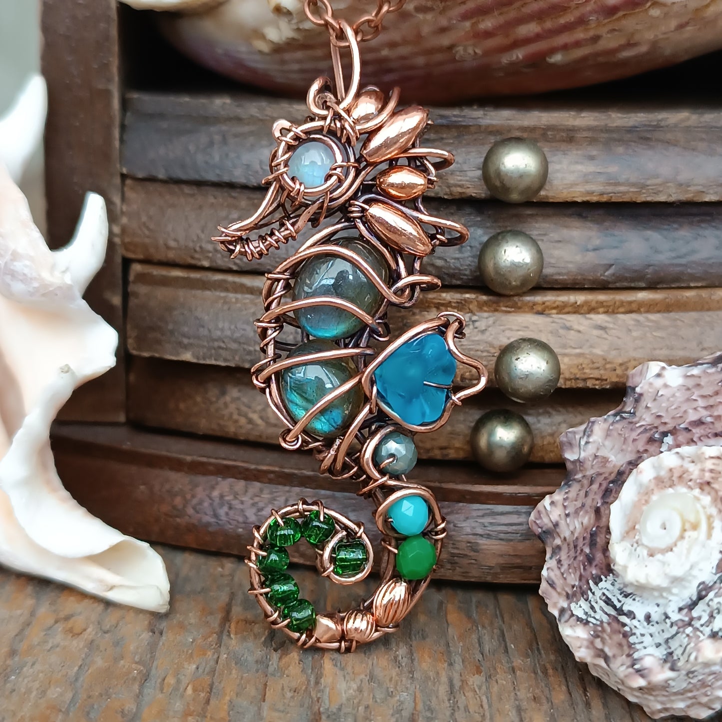 Seahorse pendant