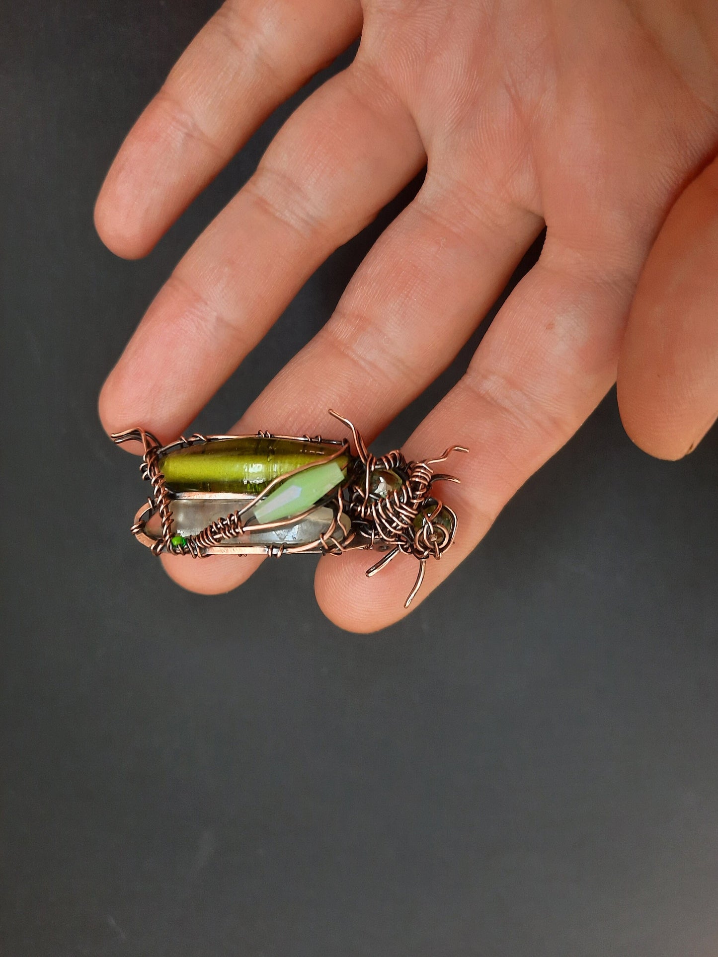 Grasshopper pin
