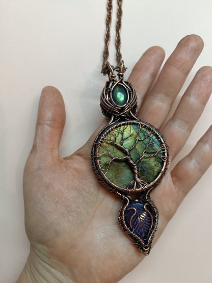 Reversible green labradorite Tree of life necklace.