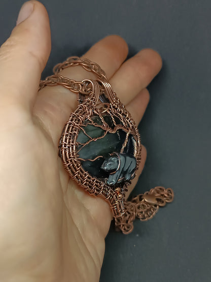 Tree of life necklace with the bear.