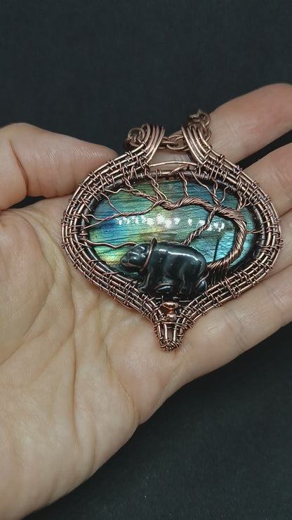 Tree of life necklace with the bear.