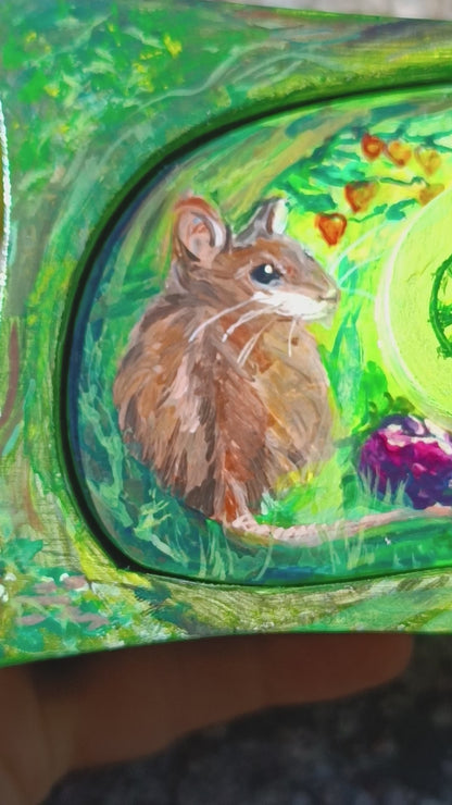 Garden mouse. Hand painted jewelry box.