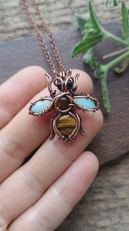 Cloudy sky wings bee charm
