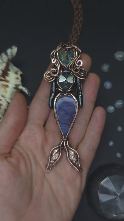 Aurora mermaid necklace