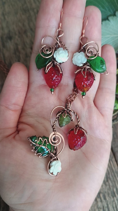 Strawberry SET (earrings+necklace)