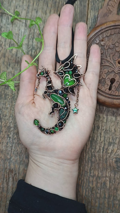 Forest heart.💚 Dragon necklace