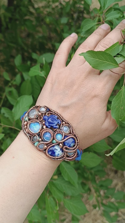 Wire wrapped bracelet with sea turtle