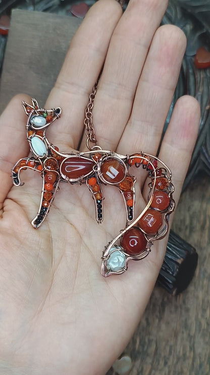 Foxy, the druid of the woodland 🦊🧡