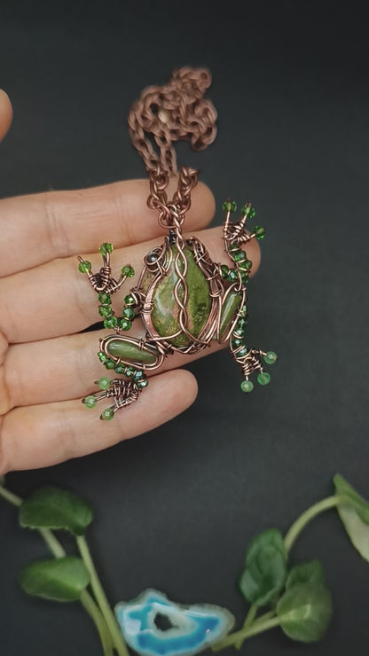 Toad pendant