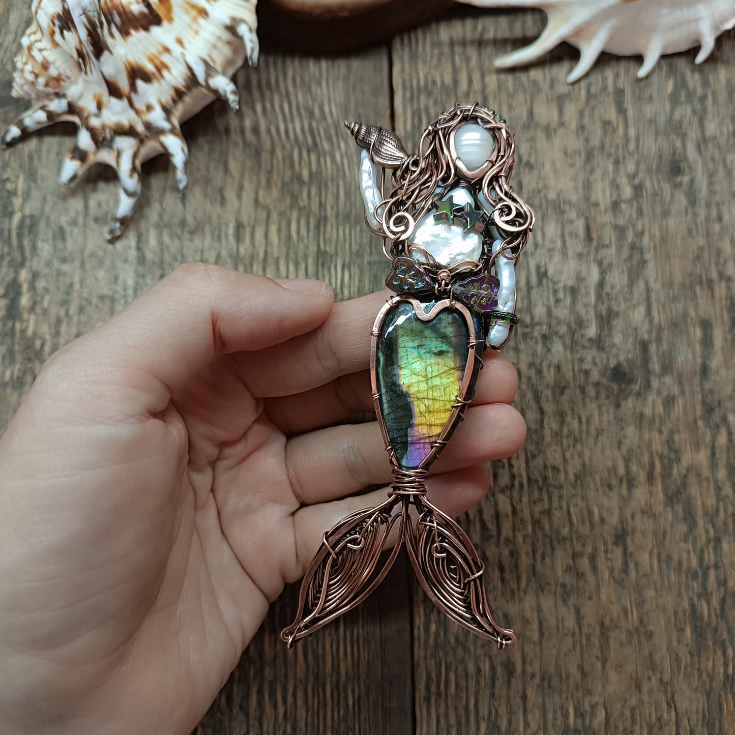 The Goddess of the sea. Mermaid necklace💚💛💜🧜