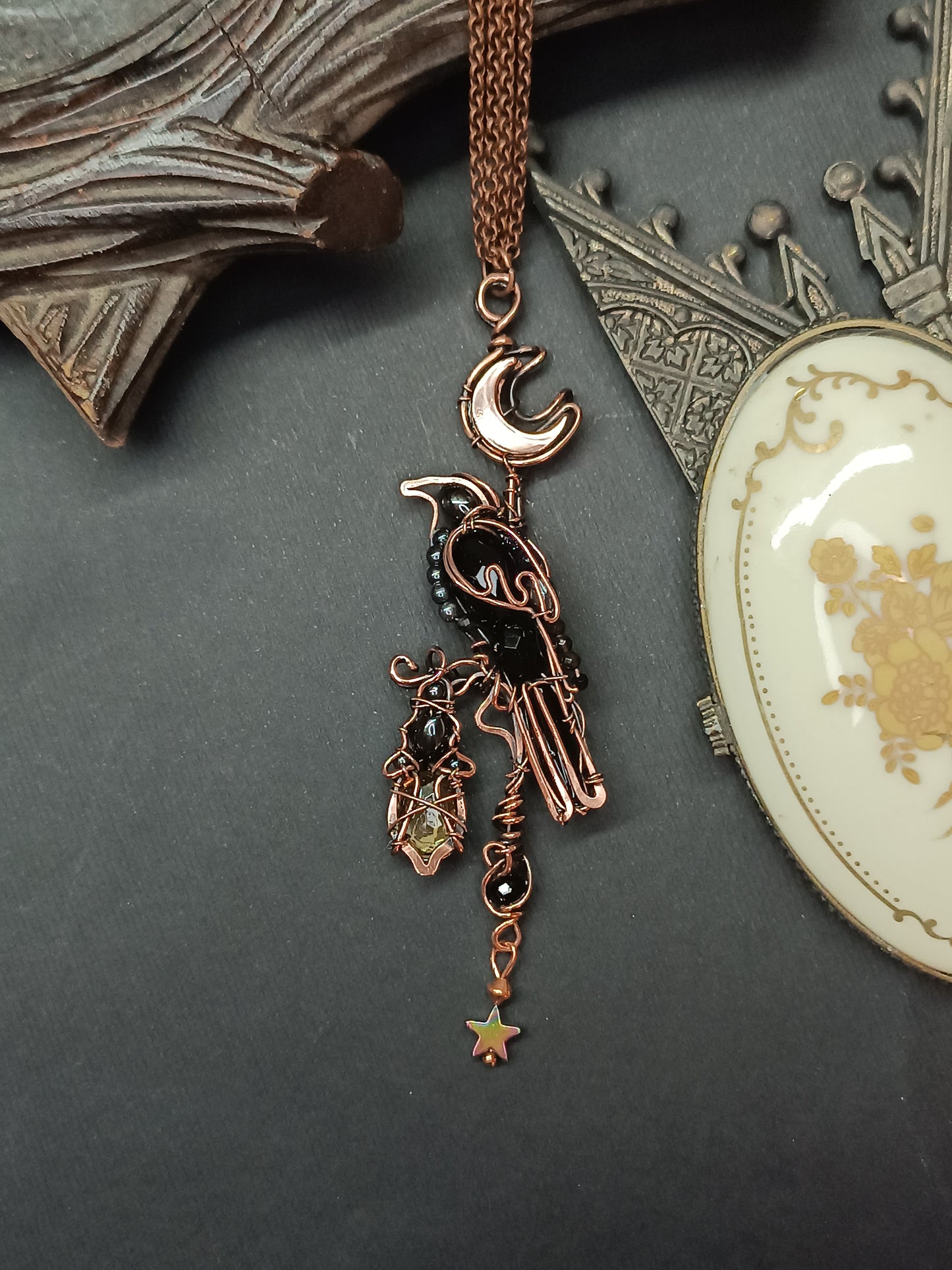 Raven on citrine lantern necklace🐦‍⬛💛