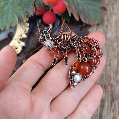 Swoopy tail foxy charm