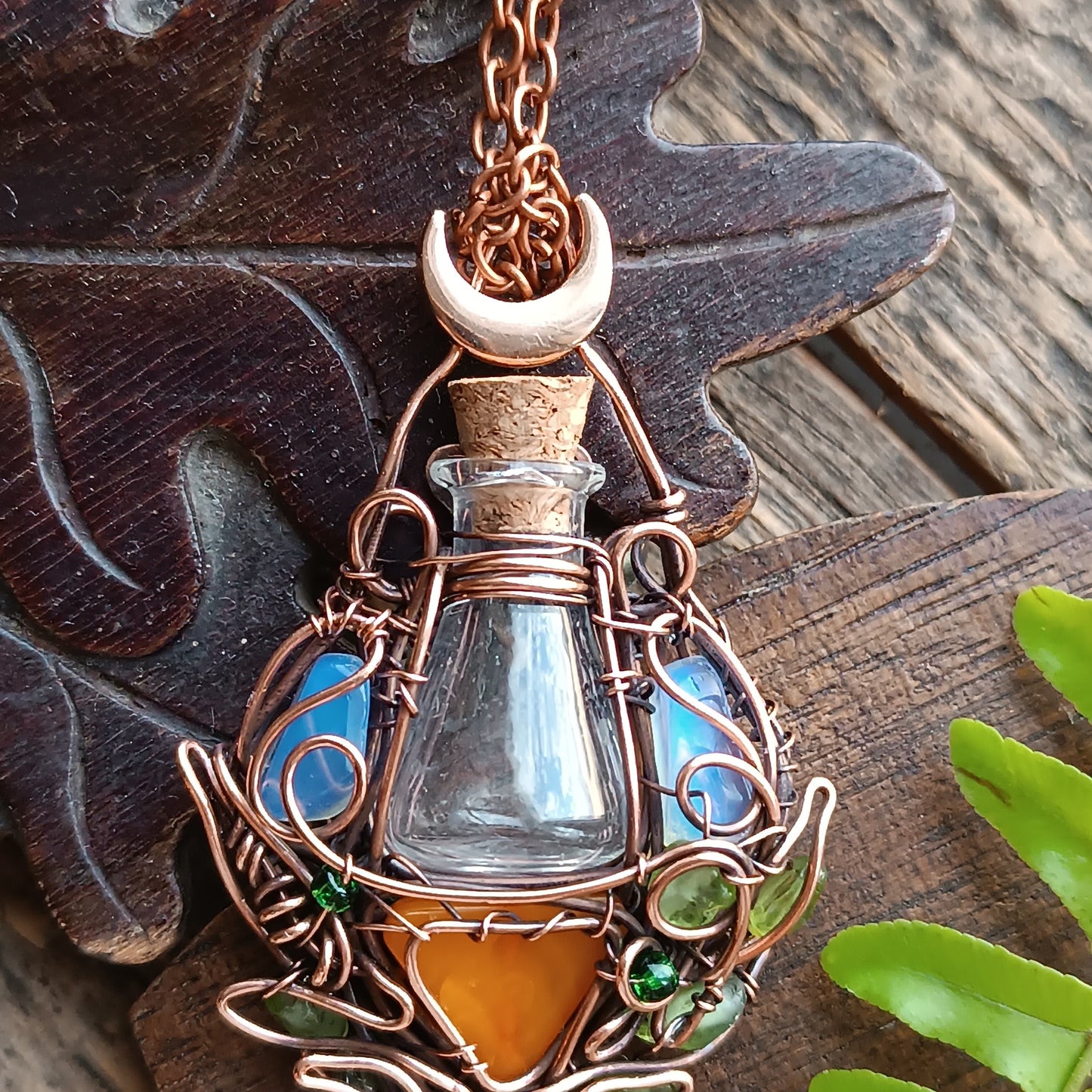 Green lantern. Vial necklace