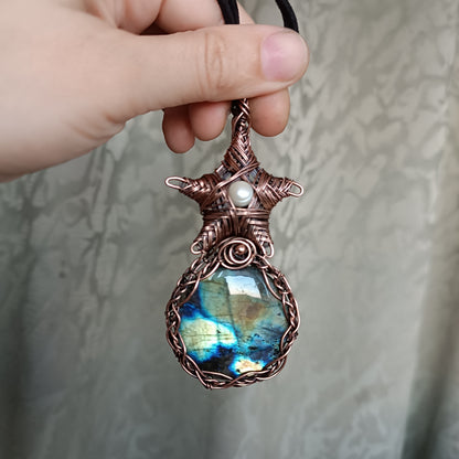 Starfish necklace.