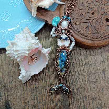 Listening to the ocean. 🧜🐚🩵