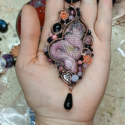 Rosy Boa necklace