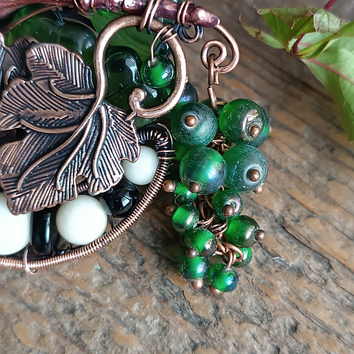 Raccoon and grapes necklace 🦝🍇