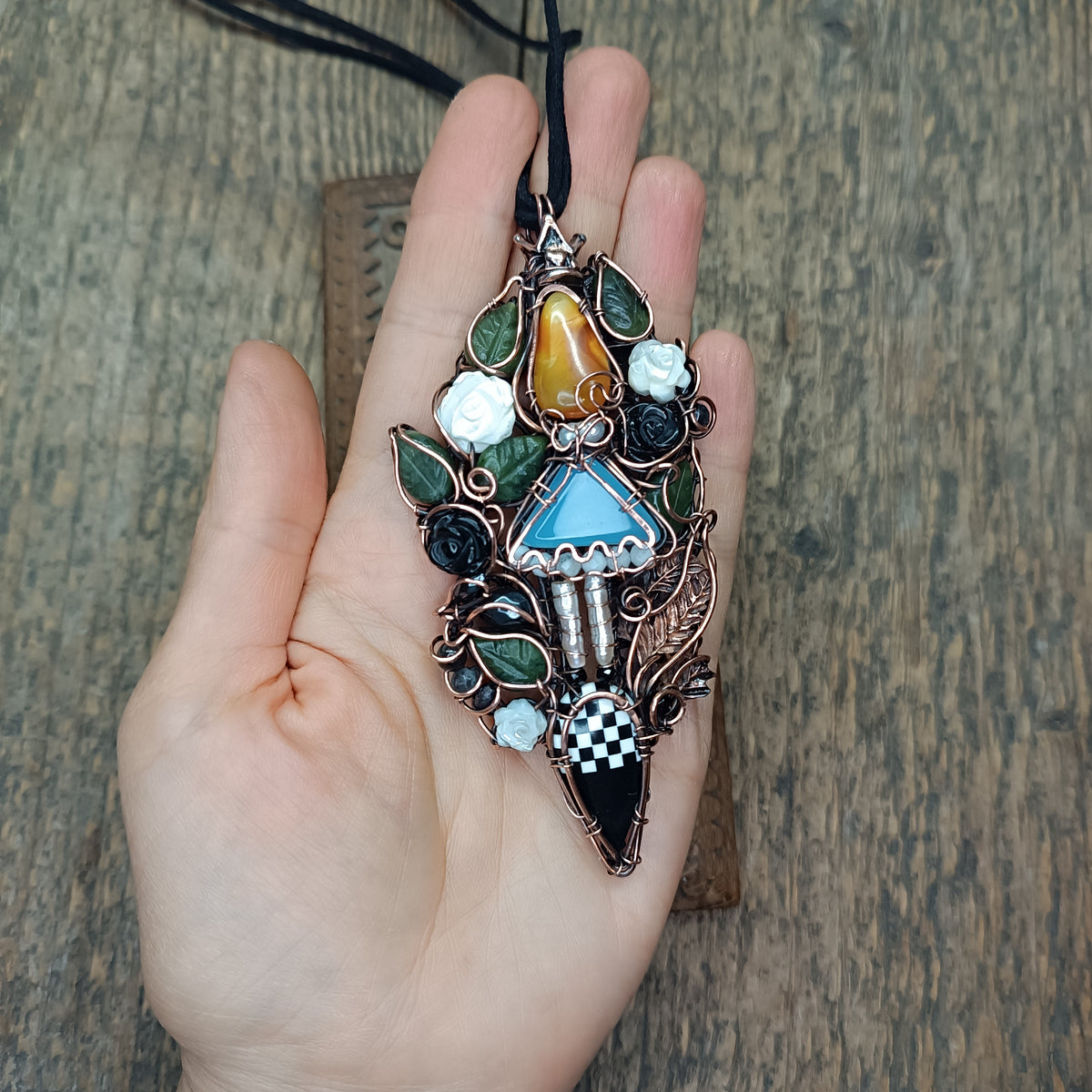 Alice the chess queen necklace♟️🩵🤍🖤