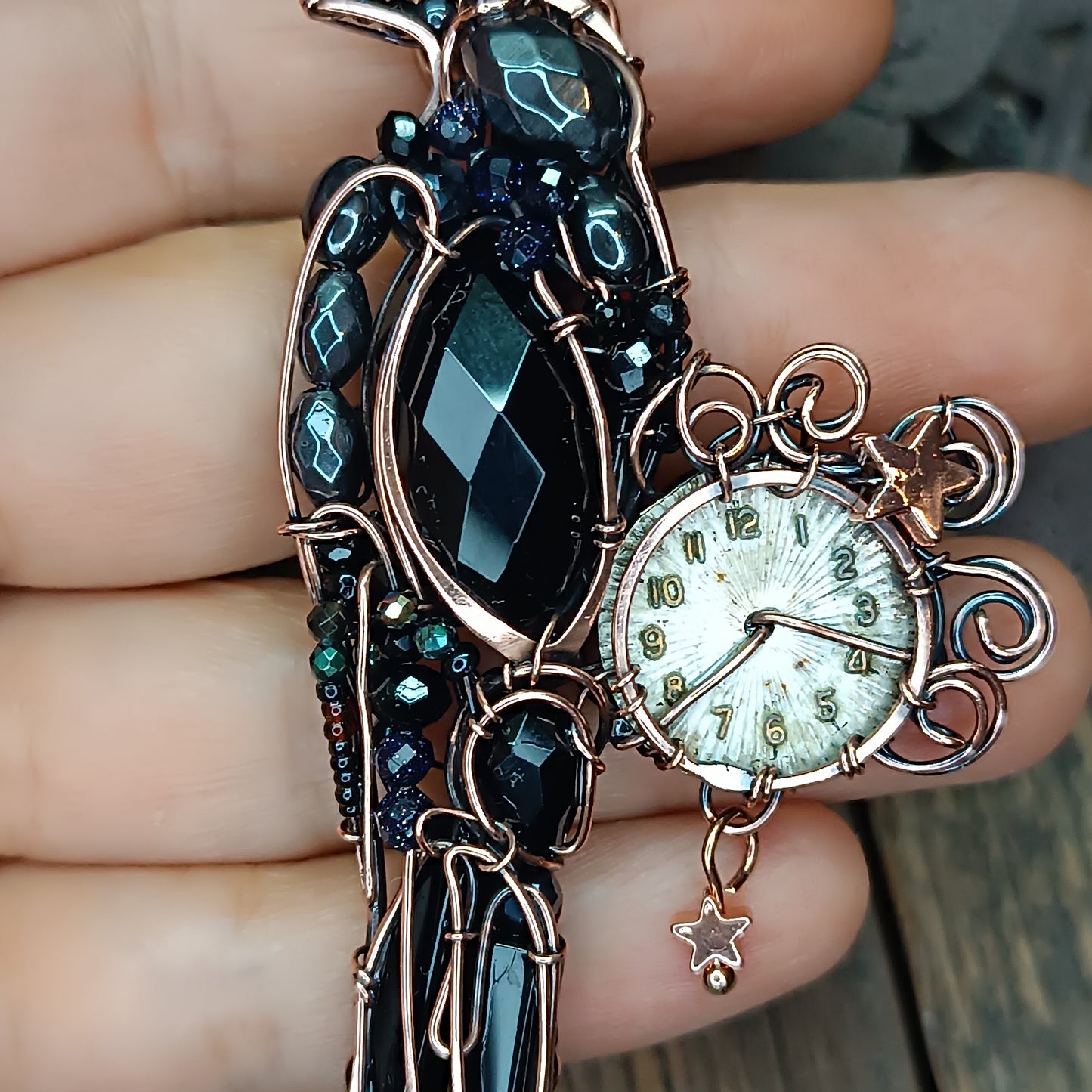Time keeper. Raven necklace