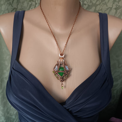 Green lantern. Vial necklace