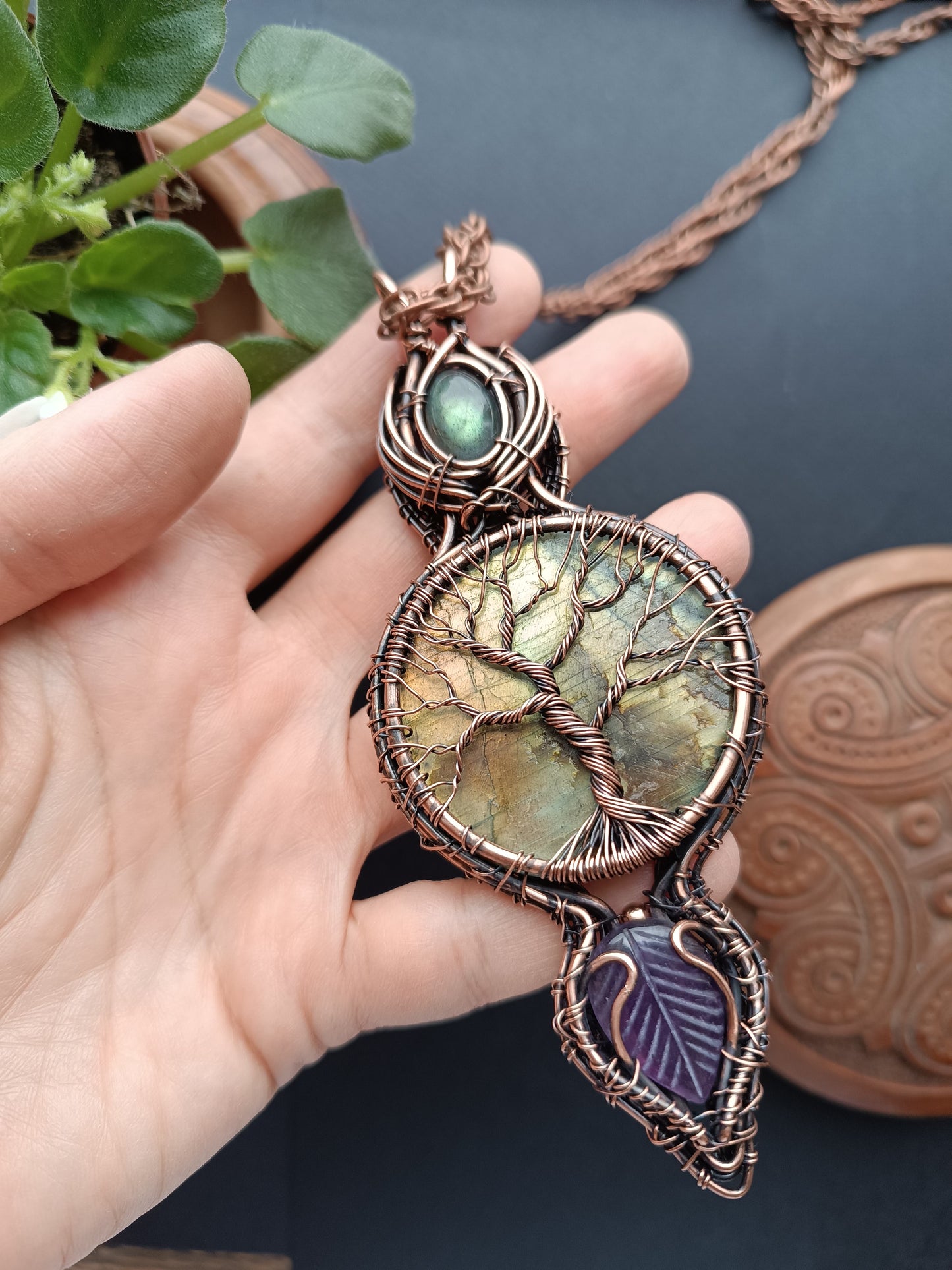 Reversible green labradorite Tree of life necklace.