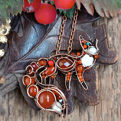 Swoopy tail foxy charm