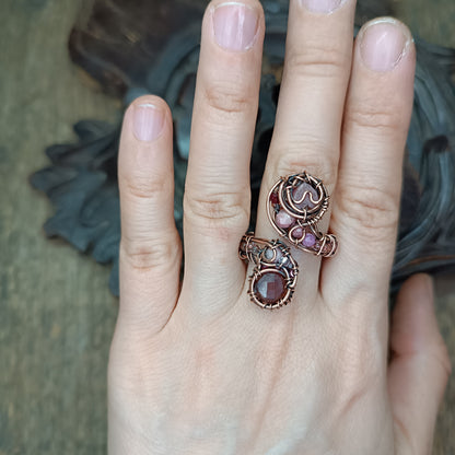 Strawberry quartz ring. Adjustable. Size M-L