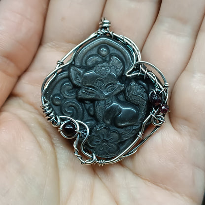 Obsidian fox wrapped in 925 silver. No chain.