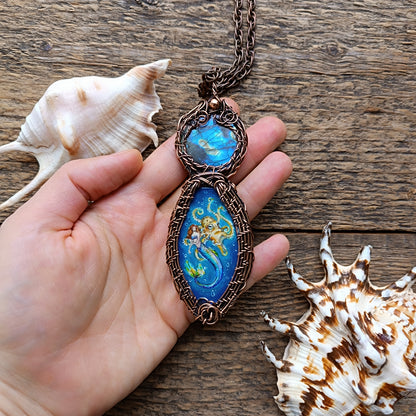 Ocean lullaby 🧜 Wearable art necklace.