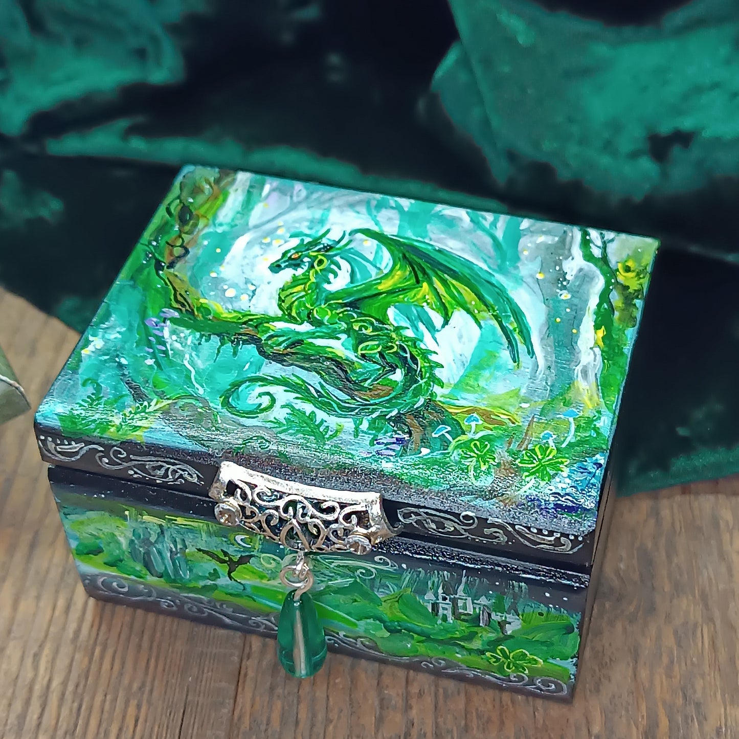 Forest dragon Treasures keeper.