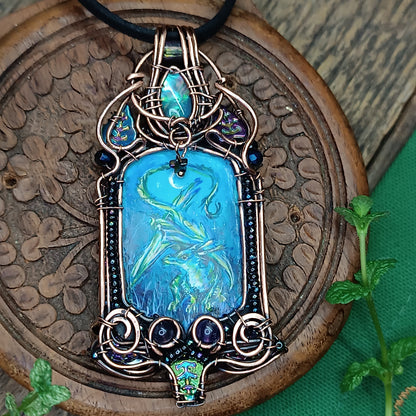 The ballad of Raven and Dragon. Magical necklace.