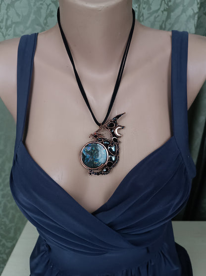Wizard of the blue moon. Dragon necklace