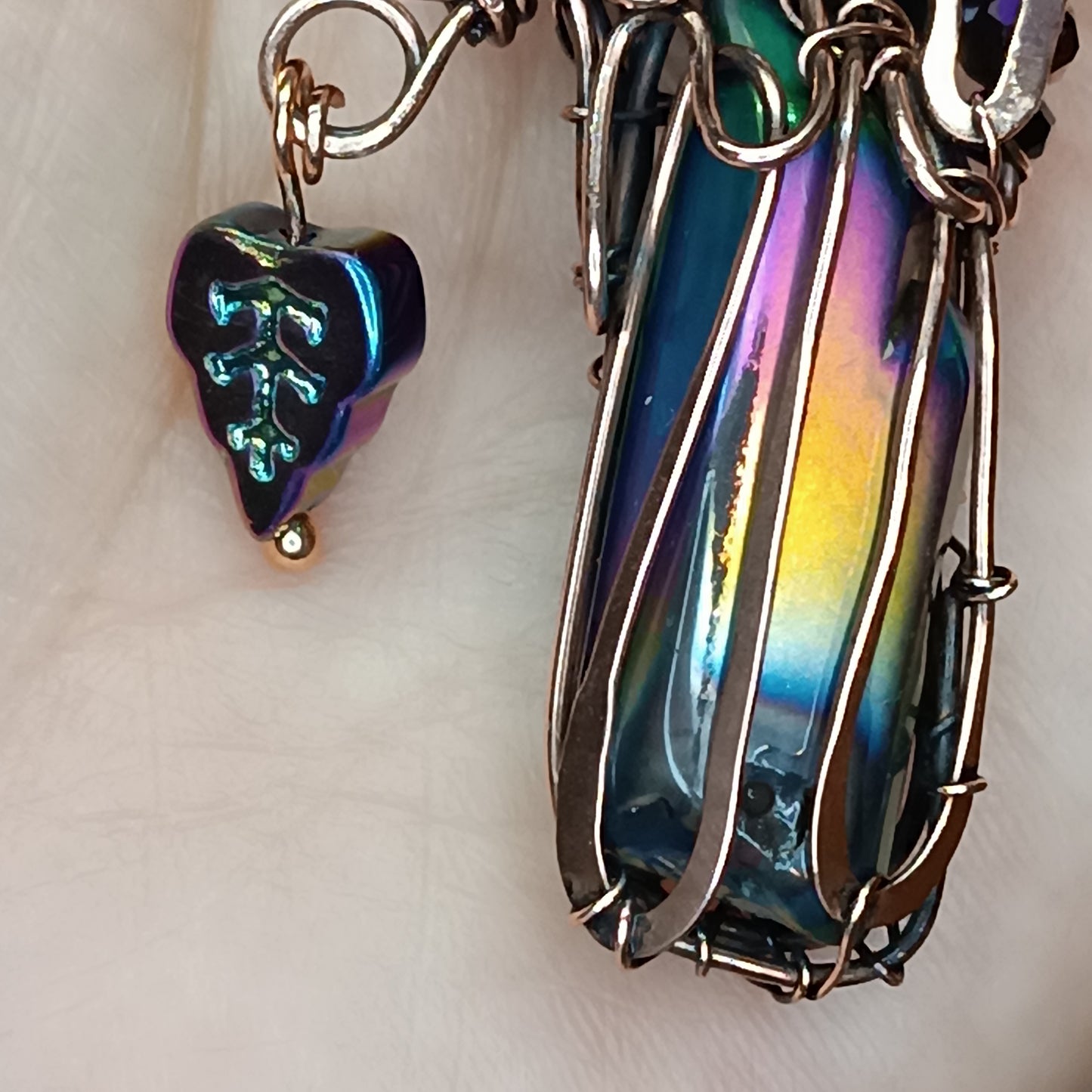 Amethyst 💜 Secret Keeper. Raven necklace.