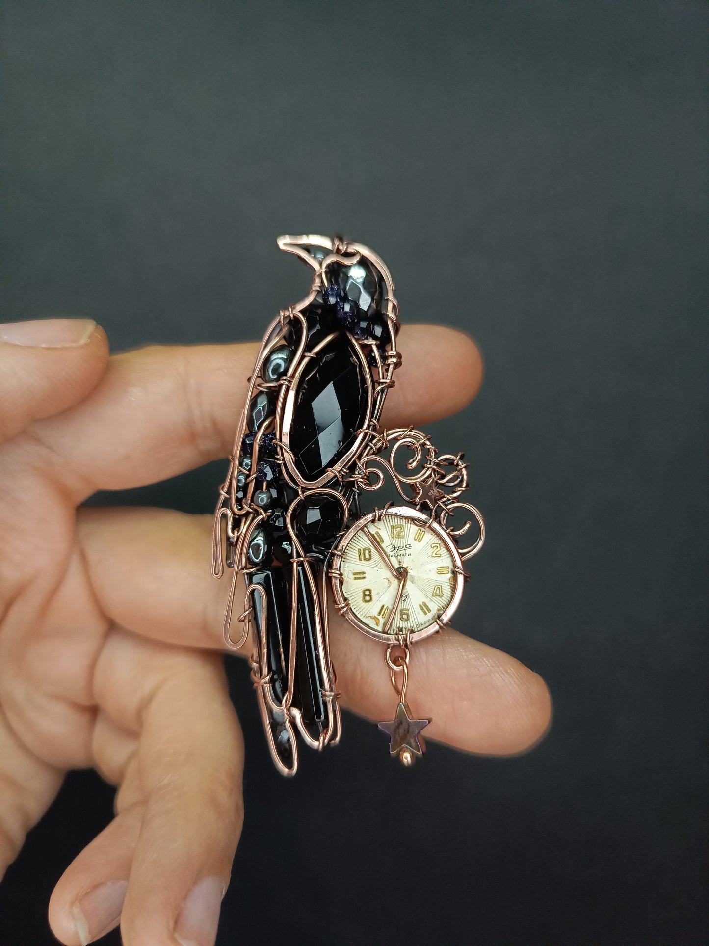 Raven and clock necklace 🐦‍⬛🕦