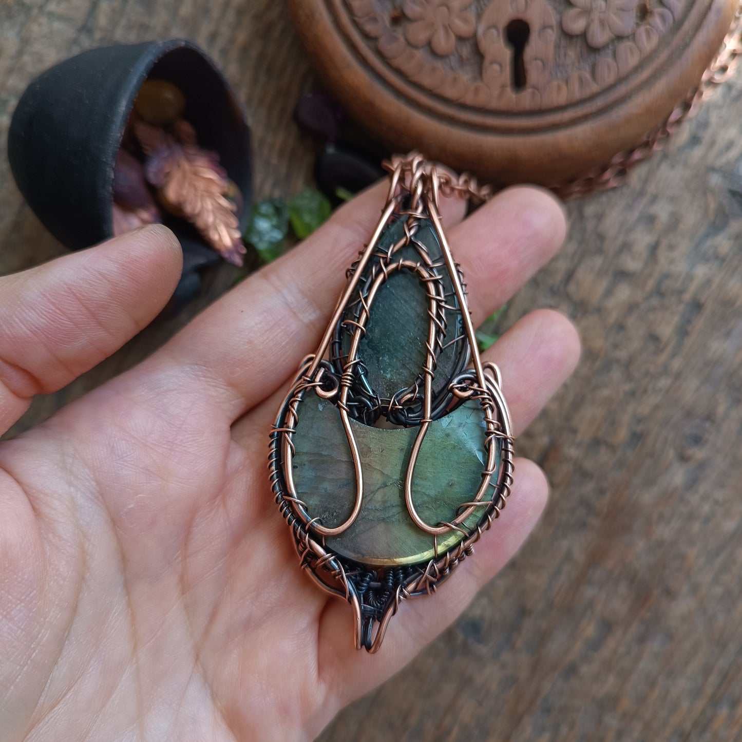 Night lotus bud necklace