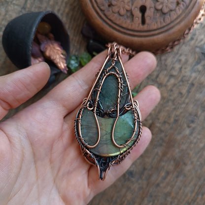 Night lotus bud necklace