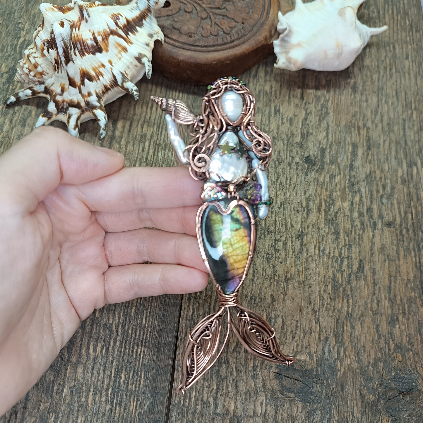 The Goddess of the sea. Mermaid necklace💚💛💜🧜
